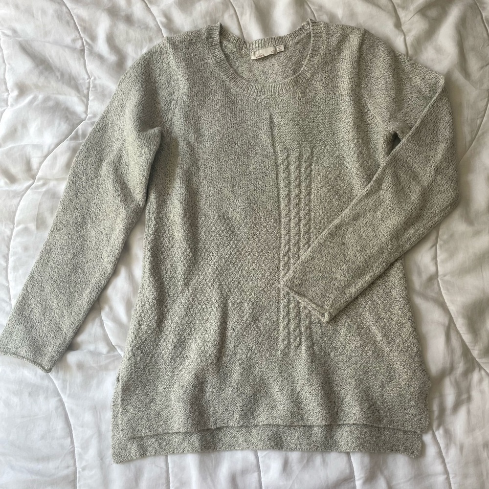 women’s prana grey crewneck sweater (size xs)